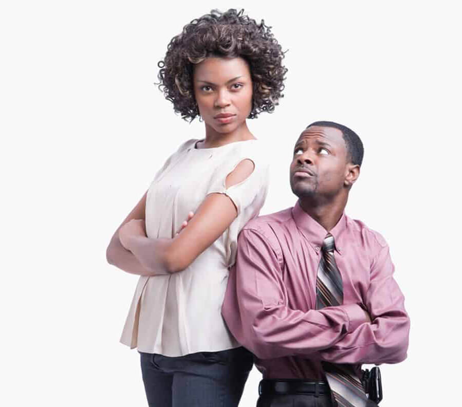 mujeres altas con hombres más bajos
