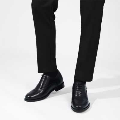 Zapatos de vestir hombre con alzas – Oxford brogue negros de piel con elevación de 6 cm