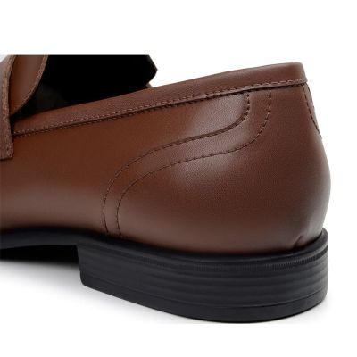 Mocasines con alzas de piel vegana para hombre - Mocasines clásicos marrones con aumento de altura de 6 cm/2,36 pulgadas