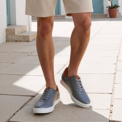 Zapatos con alzas de 6 cm para hombre en cuero gris de estilo relajado