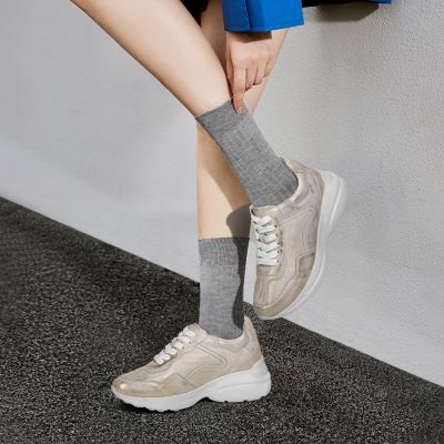 zapatos con alzas mujer - zapatos casuales de piel dorada con tacón alto de 8cm