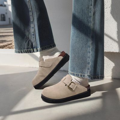 CMR CHAMARIPA Zuecos con alzas para mujer | Mules de ante color albaricoque con hebilla 5 cm